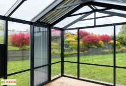 Serre De Jardin En Bois Et Verre Trempé Avec Panneaux Occultants – Hortensia -Garanta Jardin Magasin interieur serre jardin bois verre trempe stali