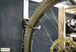 Porte Vélo Vertical Pour Abris De Jardin Yukon -Garanta Jardin Magasin porte velo vertical 5