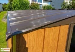 Abri De Jardin En Acier Galvanisé Imitation Bois Woodlake – 11,5 M² -Garanta Jardin Magasin toiture remise jardin metal imitation bois